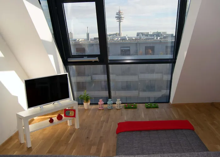 Hauptbahnhof Apartman *